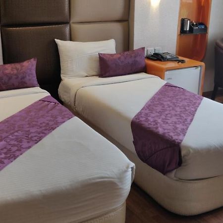 Ritu Ivy Hotel โกลกาตา ภายนอก รูปภาพ