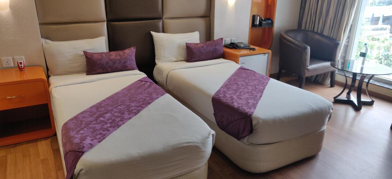 Ritu Ivy Hotel โกลกาตา ภายนอก รูปภาพ